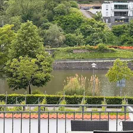 Hakans Moselblick 2 * Трайс-Карден